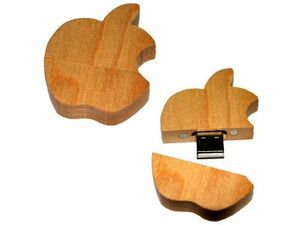 Сувенирная USB-флешка из дерева "Apple Mac" 