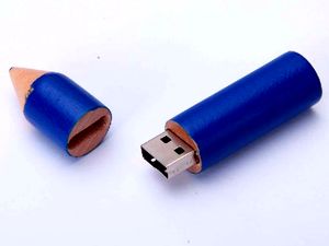 Деревянная USB-флешка "Карандаш"